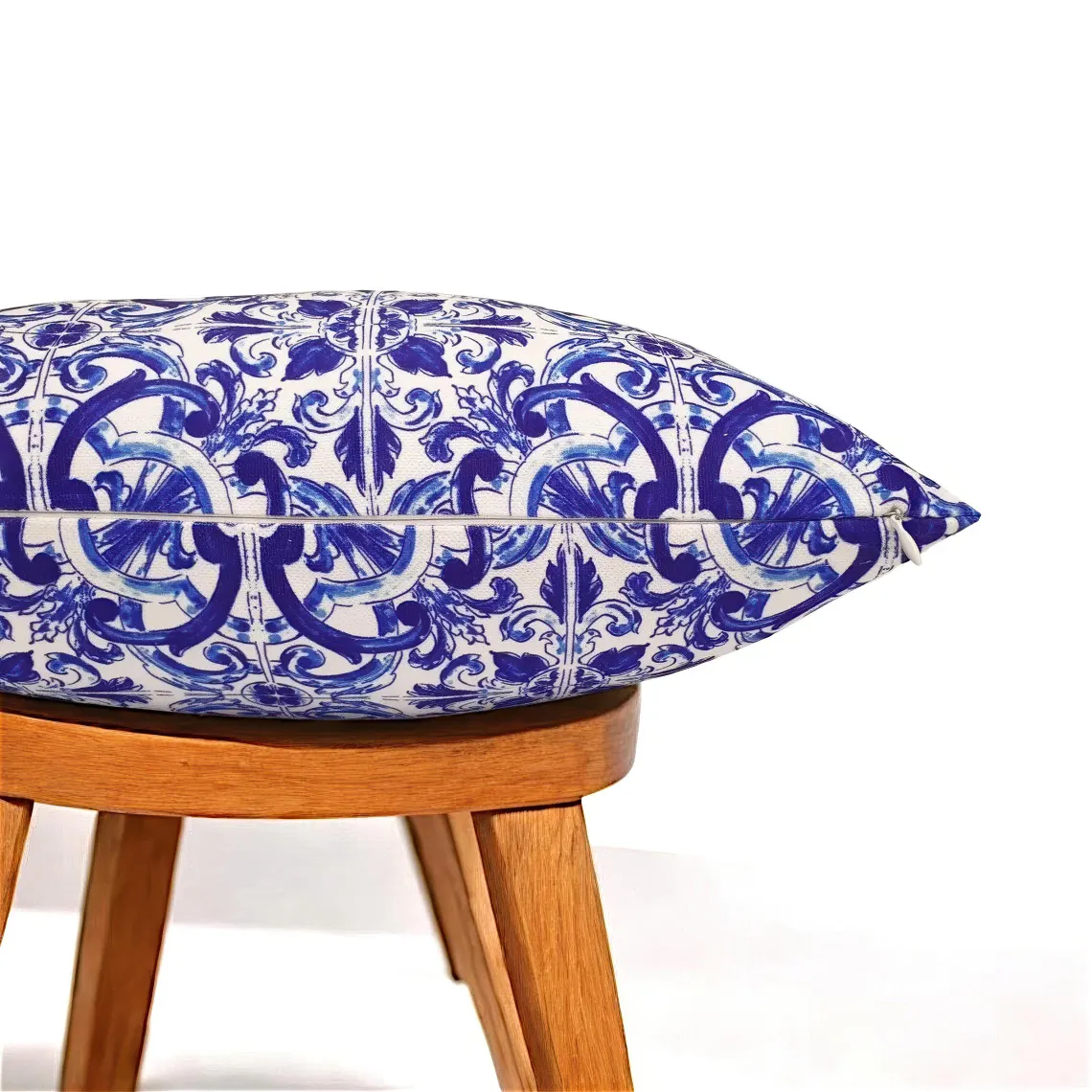 Italian Majolica Tile Azulejo Pillow Cover