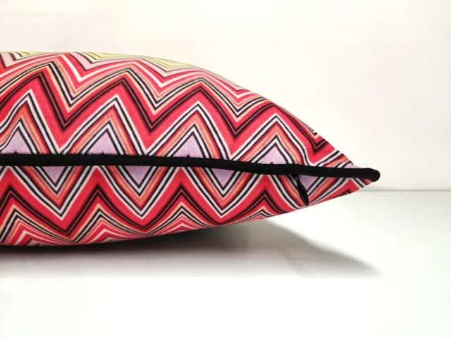 Retro Chevron Zigzag Piped Pillow Cover