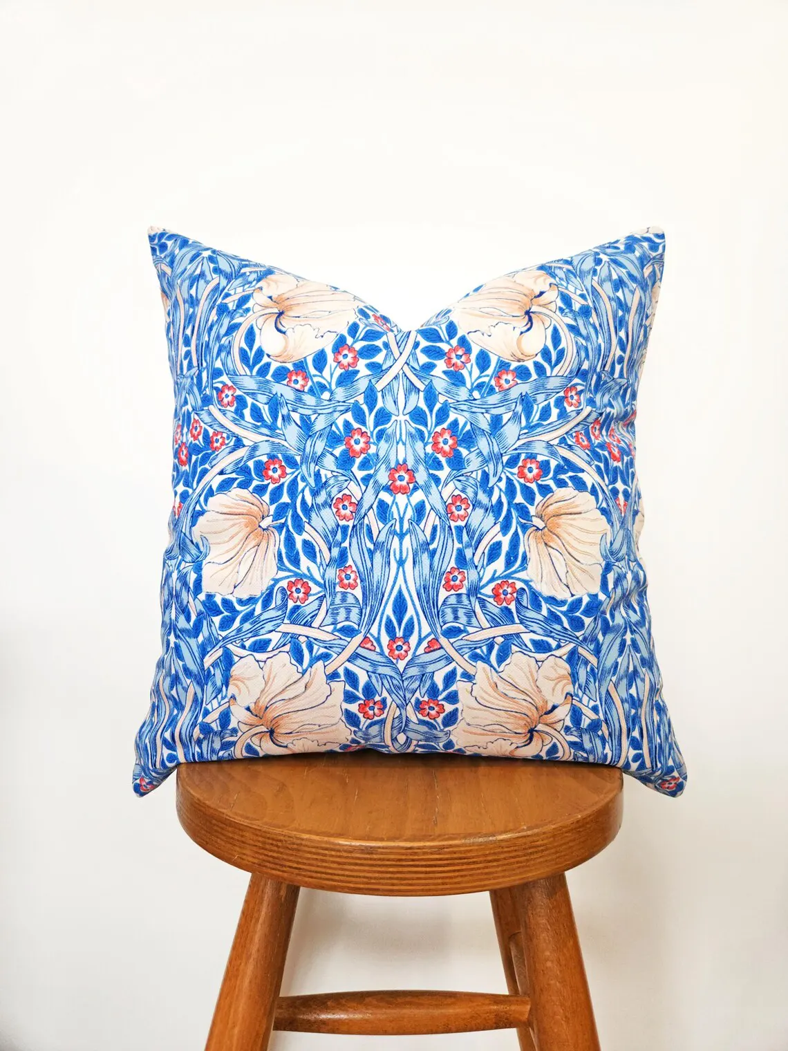 William Morris Pimpernel Pillow Cover