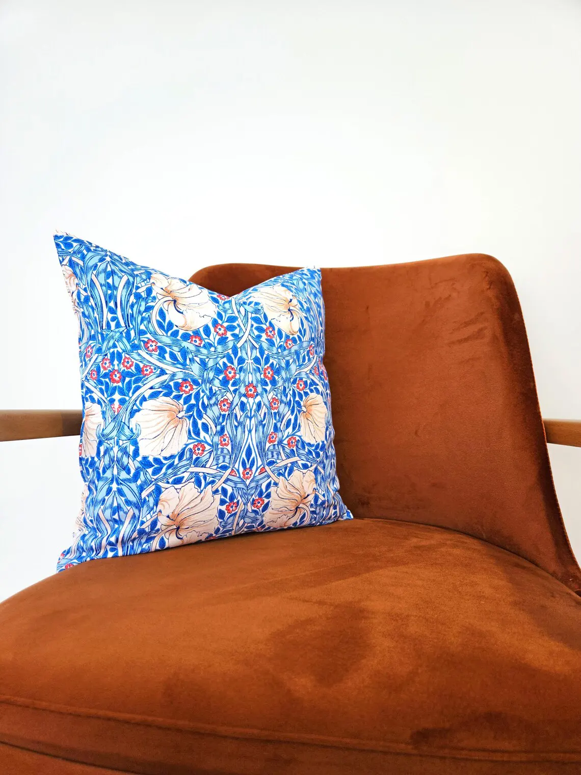 William Morris Pimpernel Pillow Cover